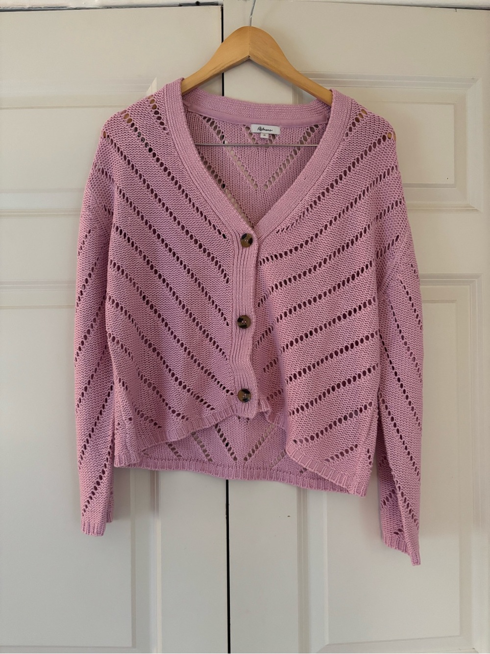 Reitmans Light Pink Openwork V-Neck Button Cardigan